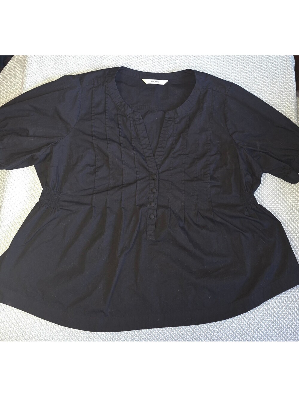 Ladies 3x black blouse with poof sleeves, pleated front